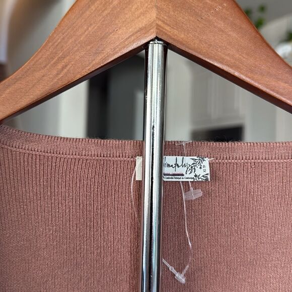 NWOT Free People Teagan Swit 1/4 Short Sleeve Ribbed V-Neck Top Fitted Cropped - Picture 7 of 12